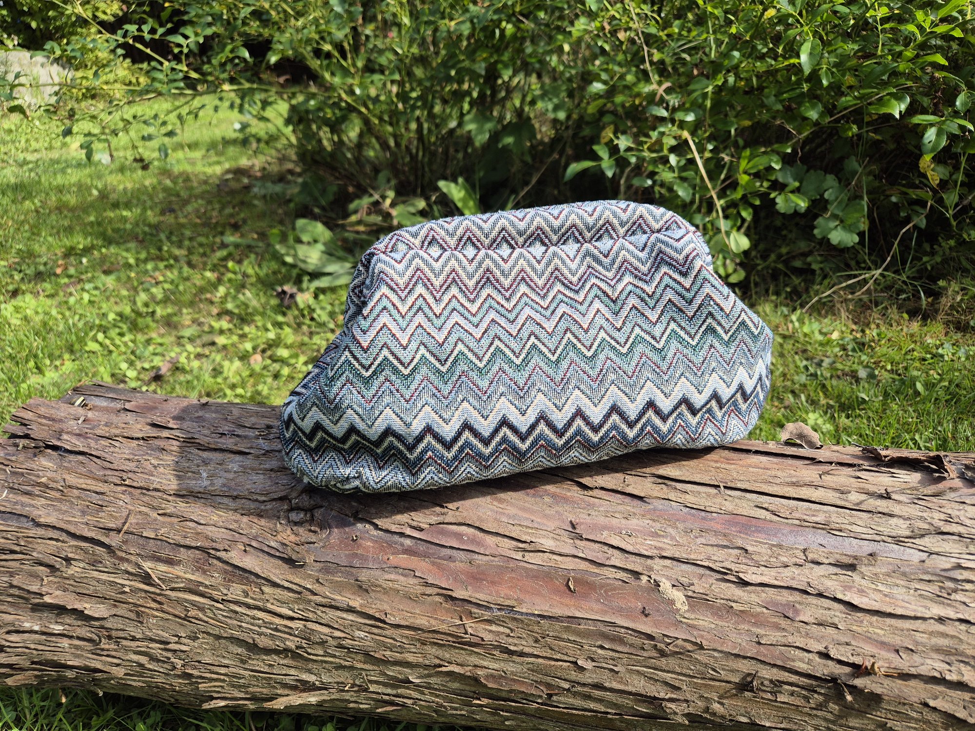 Clutch i blå zigzag